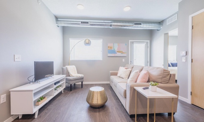 Des Moines Apartment | "Rosa" 2BD/2BA Downtown "Market District" Apt!