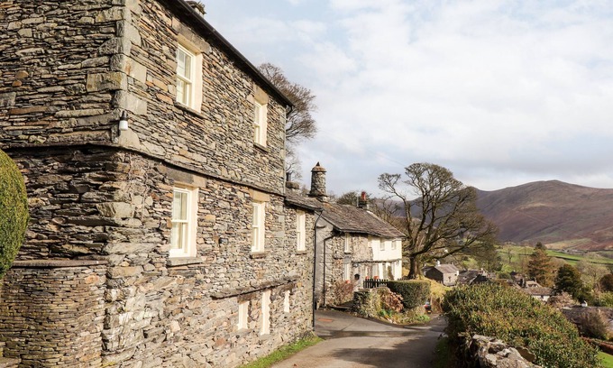 Troutbeck Cottage | ROSE COTTAGE AT TROUTBECK, character holiday cottage in Troutbeck