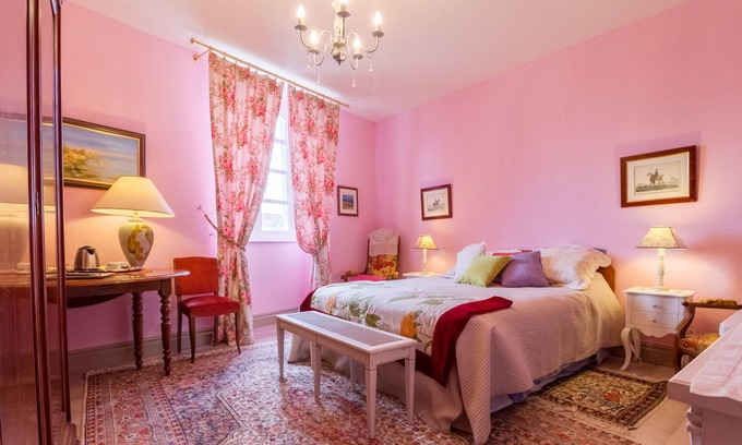 Tournecoupe House | ROSE Room, Saint Roch Bed and Breakfast, indoor heated pool