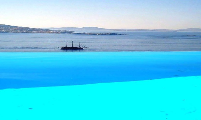 Agios Stefanos House | Rose Studio 3 with shared pool and sea view