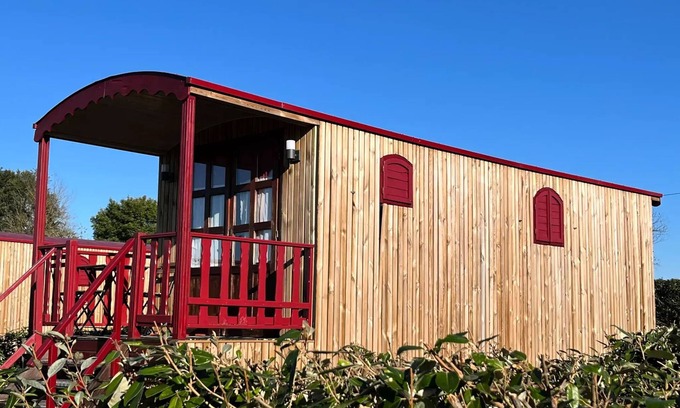 Chisseaux Cabin | Roulotte (16 m² - 2 adults + 2 children - 12 years) sleeps 4