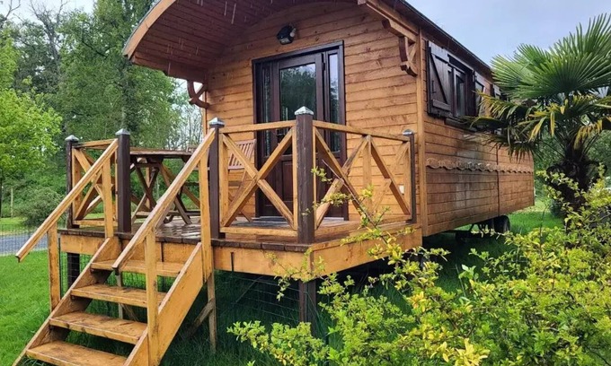 Chemery Cabin | Roulotte - 4 persons 4 persons