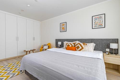 Nur-Sultan Apartment | Royal апарт-отель рядом с ботаническим садом