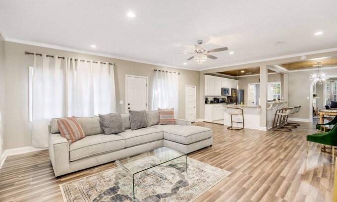 Greater Belhaven House | Royal Bungalow!