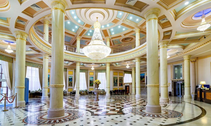 Almaty Hotel | Royal Tulip Almaty