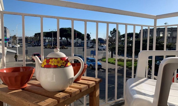 Royan Apartment | Royan - APARTMENT in the heart of DOWNTOWN - BEACH ONLY 200m away - WIFI