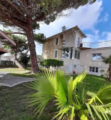 Royan Villa | ROYAN - Villa La Cigale - 7 chambres/16 couchages