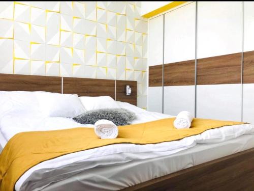 Sarvar Apartment | Rubin Sunshine Apartman