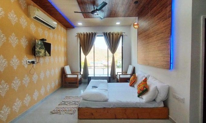 Mount Abu Hotel | Rudraksha Inn