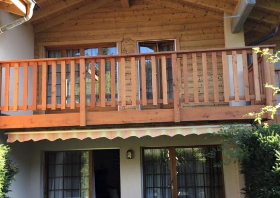 Lens Ski Chalet | Rue de Bel-Aube Chalet Joli 10