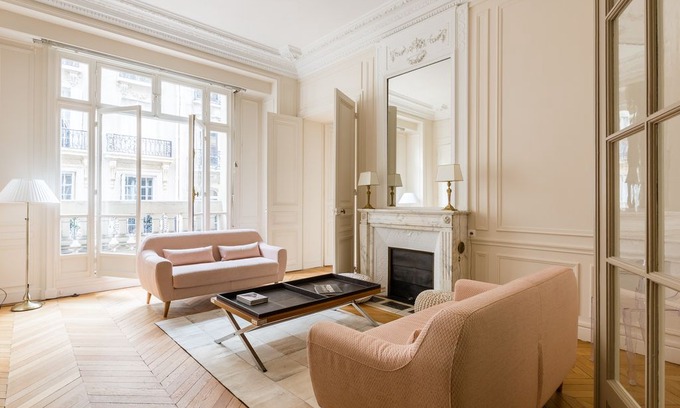 Quartier de la Plaine-de-Monceaux Apartment | Rue de Courcelles IV by onefinestay