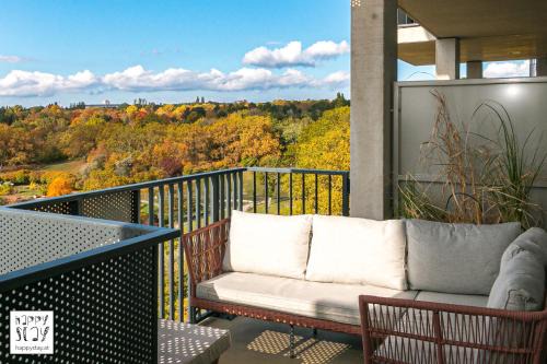 Favoriten Apartment | Ruheoase mit Parkblick - 15 Min Zentrum - Therme & Gratis Parken