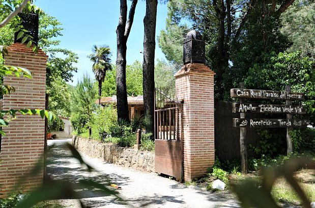 Cazalla De La Sierra House | Rural house (full rental) Paraíso del Huéznar for 4 people