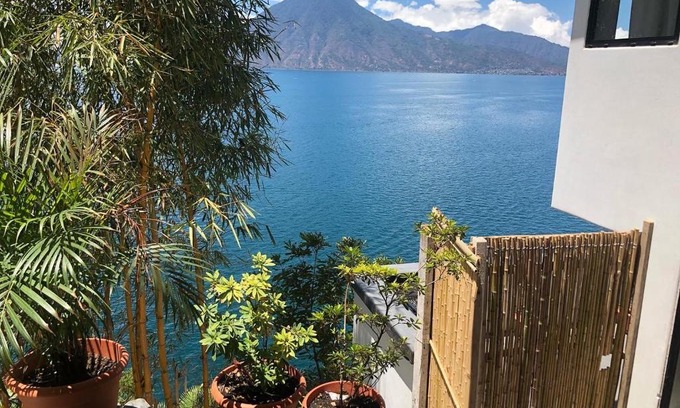 Jaibalito Apartment | Rustic Charm Cliffside Retreat