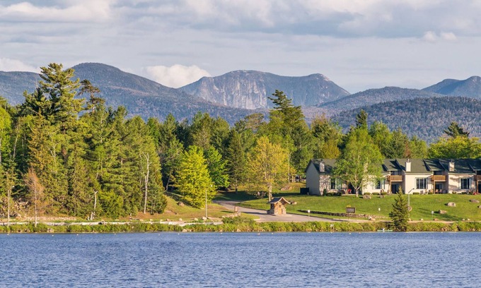 Lake Placid Condo | Rustic Condo in Lake Placid w/Sauna & Fireplace