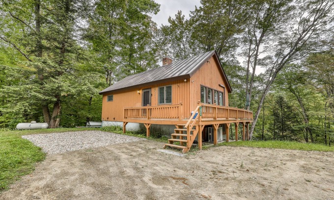 Ludlow House | Rustic lakeview cabin with fireplace, deck- near skiing