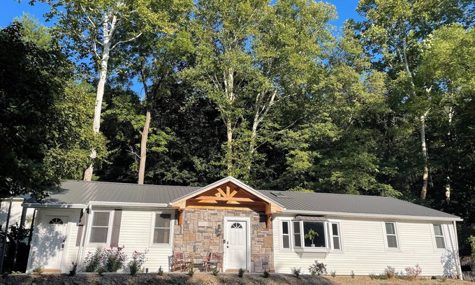 Logan House | Rustic Pines on Buckeye Trail