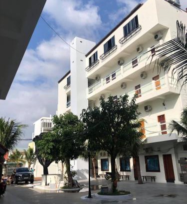Ninh Hoa Hotel | Sân Vườn Hotel Khánh Hòa