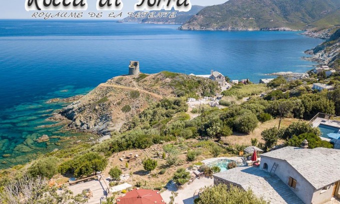 Pino Villa | Séjour Détox dans un site Insolite