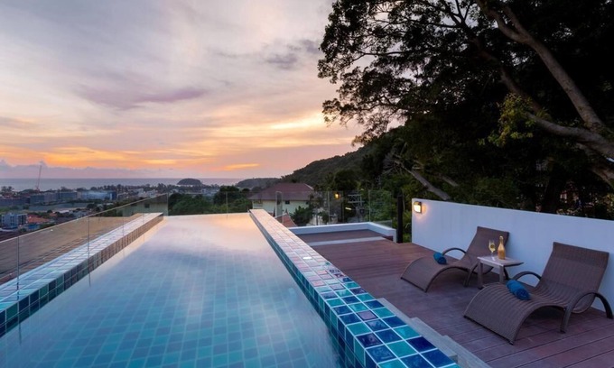 Kata Resort | S5- Deluxe sea view