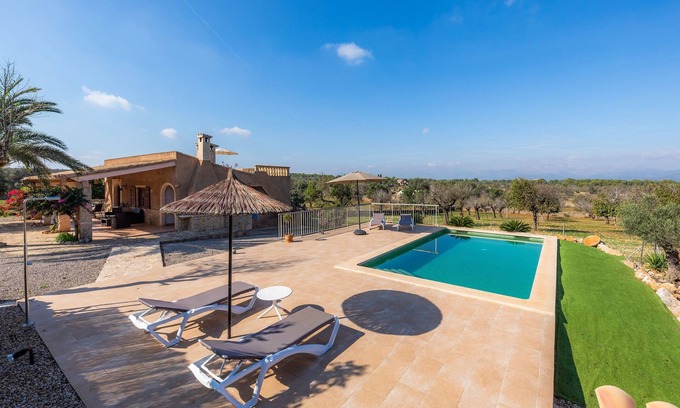 Santa Margalida Villa | Sa Caseta de Son Morro with Pool, Wi-Fi, Air Conditioning