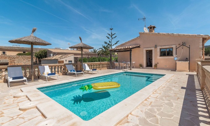 Alqueria Blanca Villa | Sa Madoneta charming holiday house with stunning views and swimming pool in Santanyí