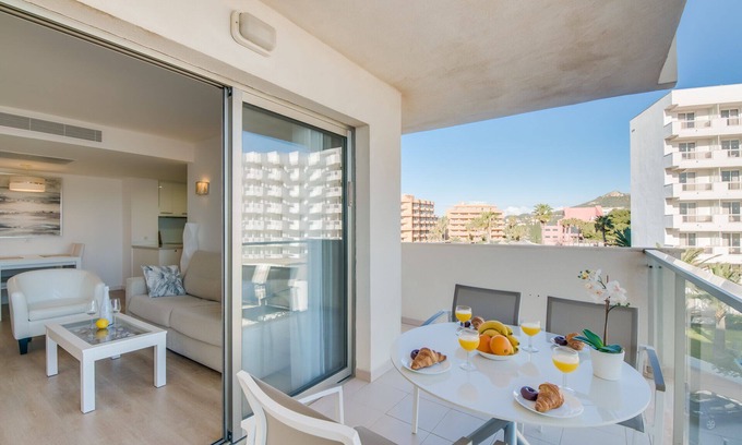 Sant Llorenc des Cardassar Apartment | Sa Maniga - super FEWO Cala Millor, directly by the sea, free WIFI,