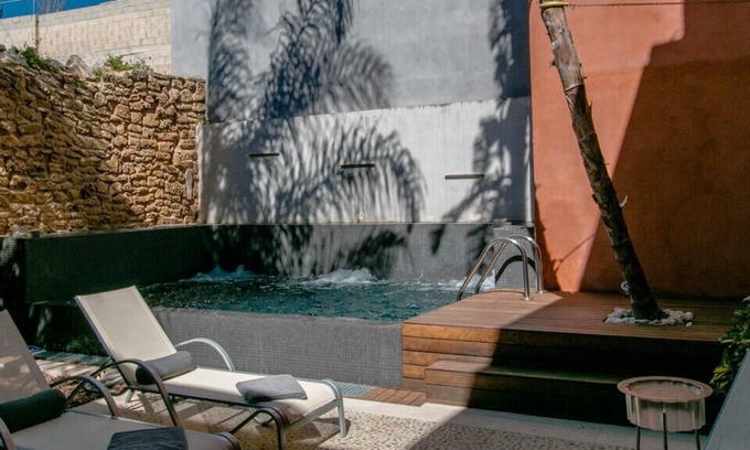 Old Town Alcudia House | Sa Muralla for 6 people with swimming pool in Alcúdia