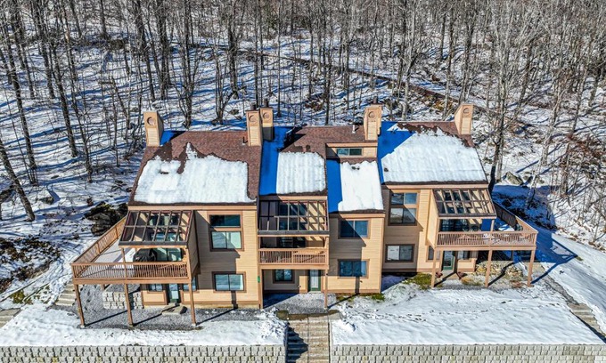 Ludlow Apartment | Sachem Slopeside - Okemo Trailside 21B