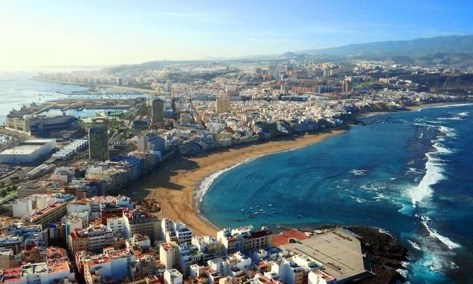 Las Palmas de Gran Canaria Apartment | Sagasta Beach Apartment I by Canary365