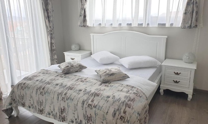 Selimbar Apartment | Saguna Apartament 2