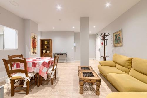 Barakaldo Apartment | Salgeta Reformado amplio y acogedor con wifi