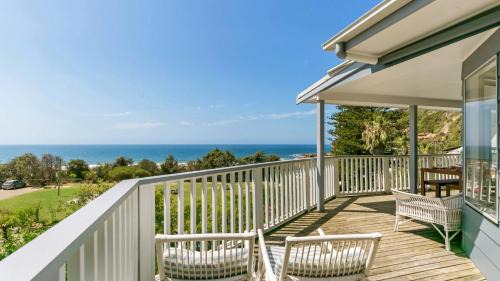 Killcare House | 'Salty Air Beachside Cottage' by Accom Holidays