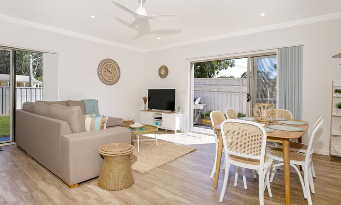Callala Beach House | Salty Shores Jervis Bay - 3 Mins to Beach
