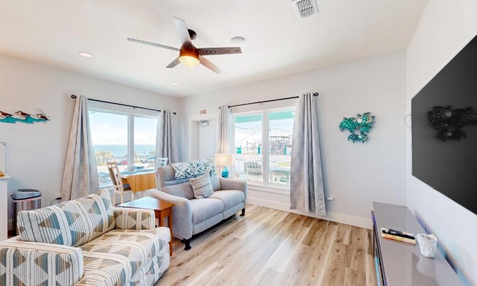 Flagler Beach Apartment | Salty Waves 2