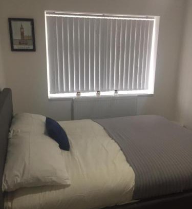 Rusholme House | Sama's Stylish Room 5