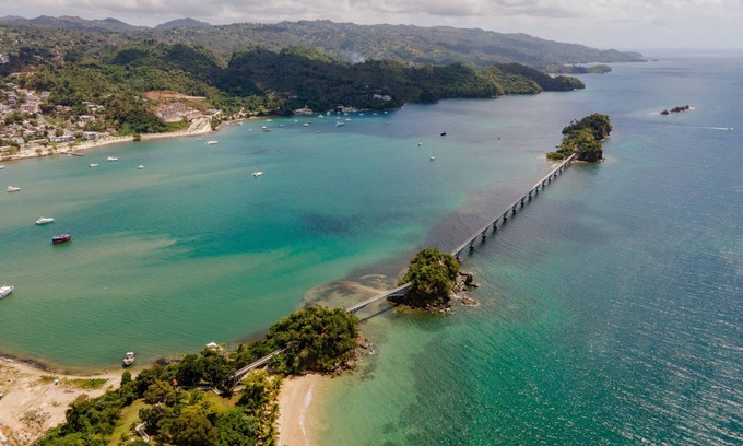 Samana Apartment | Samana Bay Penthouse: King Owner's Suite/Queen Sleeper/2 baths/Full Frig/Wi-fi