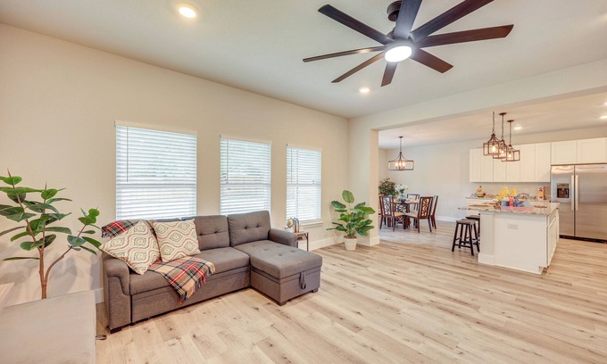San Antonio House | San Antonio Home w/Fenced-In Yard: Steps to Park!