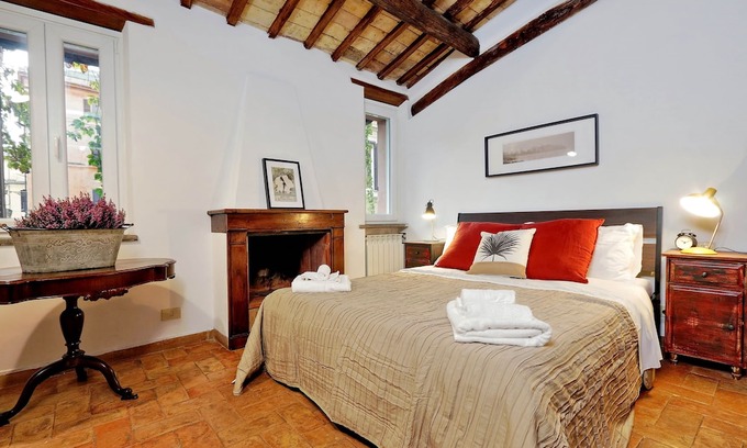 Trastevere Hotel | San Callisto - WR Apartments