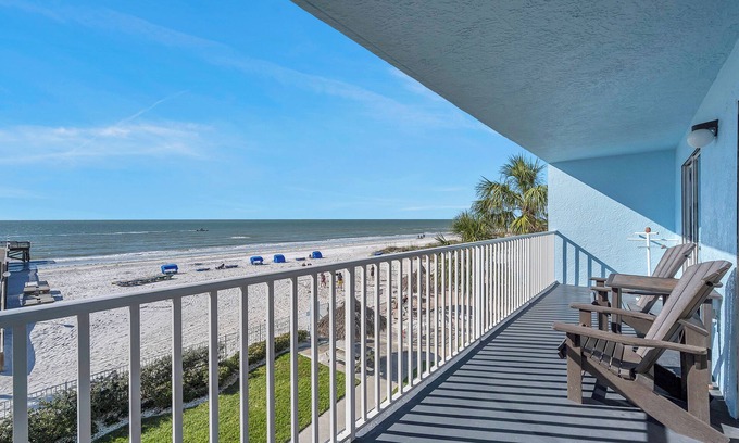 Indian Shores Condo | Sand Dollar 205: 2 BR, 2 BA Condominium in Indian Shores, Sleeps 6