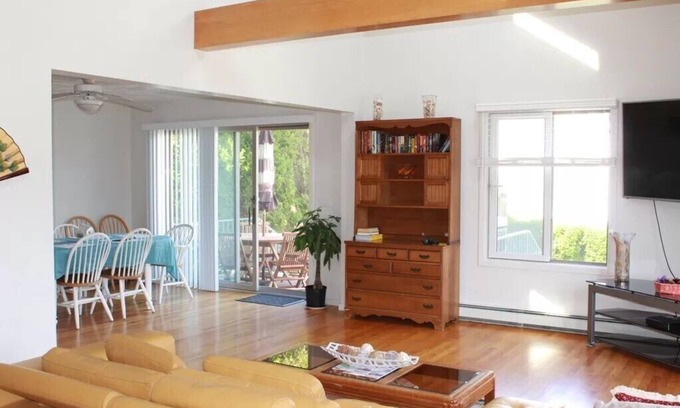 Point Judith House | Sand Hill Cove Pristine & Contemporary Home!