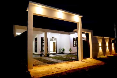 Ahangama Apartment | Sandakini Home Rest