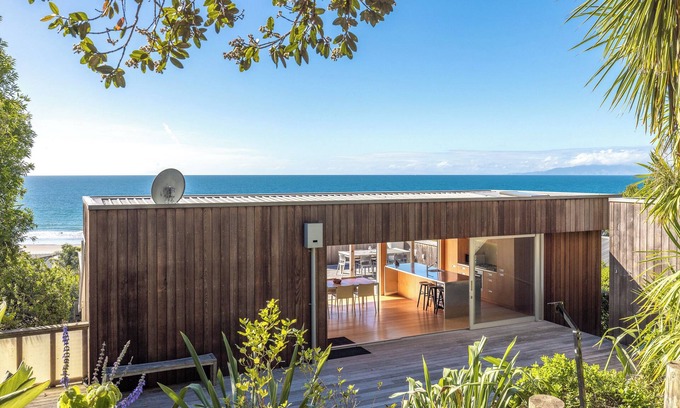 Onetangi House | SANDCASTLE ON ONETANGI | Be My Guest