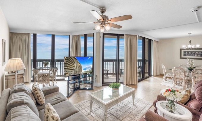 Port Aransas Condo | Sandpiper #1008: Beachfront 2 Bedroom 2 Bathroom With Spectacular Views and 24 Hour Management
