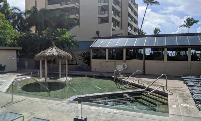 Kahana Resort | Sands of Kahana Resort Oceanfront Condo