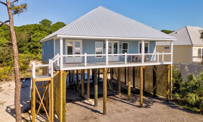 Audubon Place House | Sandy Clam V: 4/4 Gulf-view home in gated community
