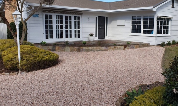 Capel Sound House | Sandy Toes Capel Sound - Newly Refurbished 2-minute walk to the beach & shops