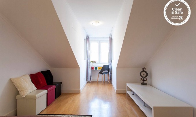 Baixa Apartment | SANTA JUSTA -E- by HOMING