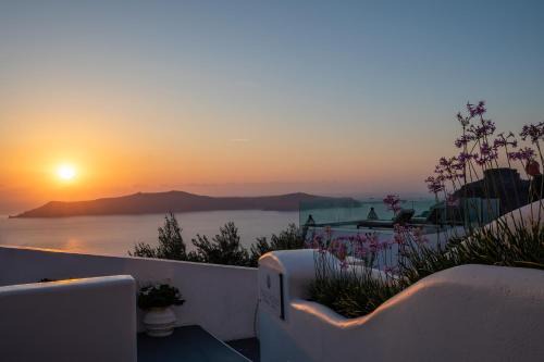 Firostefani Apartment | Santorini View Studios - Firostefani Caldera