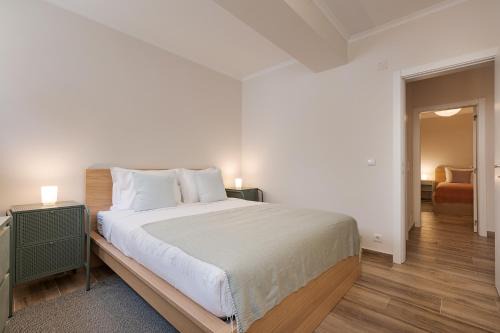 Santos Apartment | Santos Gem III - Central Space in Trendy Neighborhood